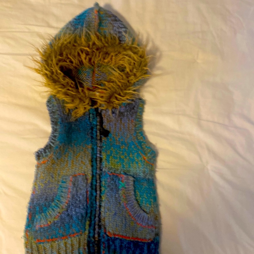 Mimi and Maggie hooded sweater